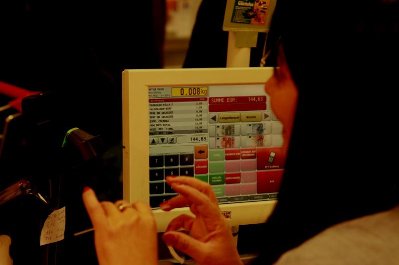 Einzelhandel-in-Baden-W-rttemberg-im-September-2025-mit-Umsatzplus