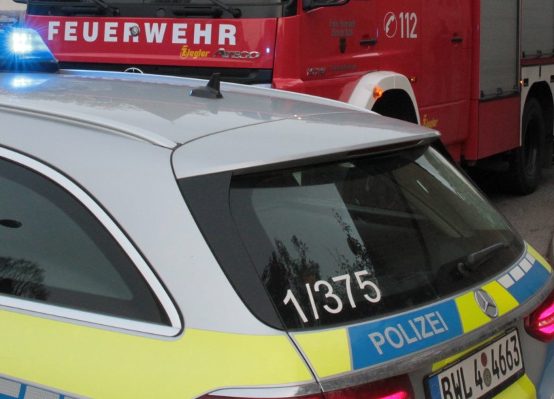 Fahrzeugbrand-auf-der-Landesstra-e-1180