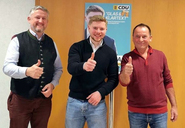 B-rgerfr-hschoppen-der-CDU-Tiefenbronn-mit-Landtagskandidat-Nico-Gunzelmann