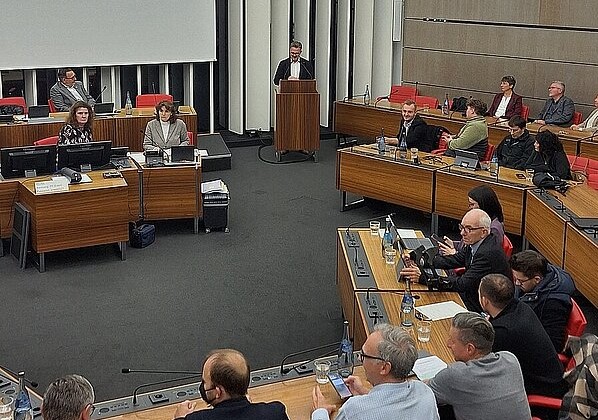 Oberb-rgermeister-Peter-Boch-stellt-Haushalt-vor