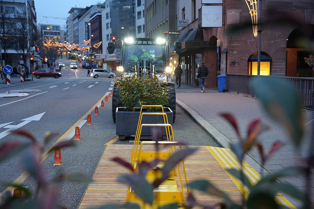 Neue-Abstellm-glichkeiten-f-r-Fahrr-der-geschaffen